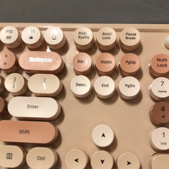 MOFII Wireless Keyboard and Mouse Combo - Picture 12 of 14